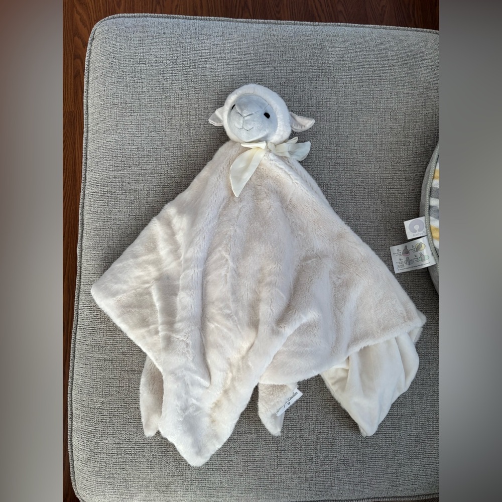 Monique Lhuillier & Pottery Barn Kids large Lamb Lovey
